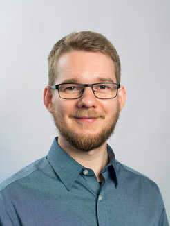 Dr. Jascha Lau